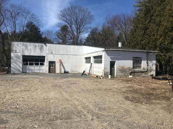 Athol, MA 01331,201 Daniel Shays Hwy