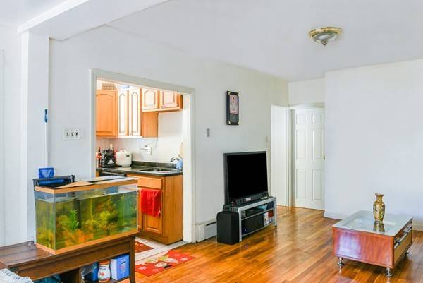 Boston, MA 02128,62 Trenton St #4