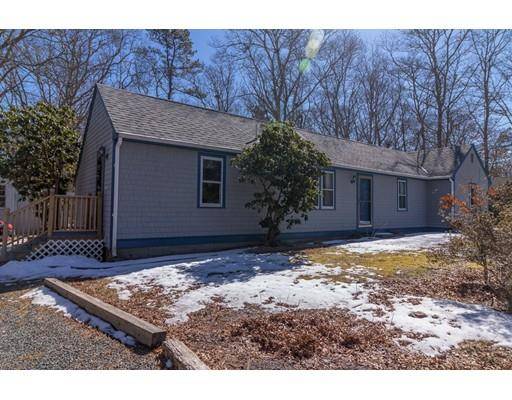 8 Woodvue Rd, Sandwich, MA 02644