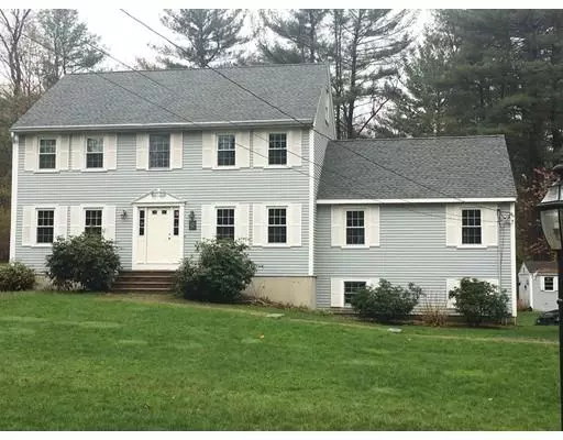 11 Byfield Road, Groveland, MA 01834