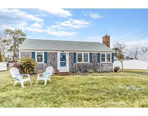 40 Shore Rd, Dennis, MA 02670