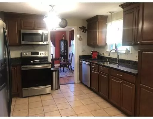 Milford, MA 01757,13 Bandy Ln