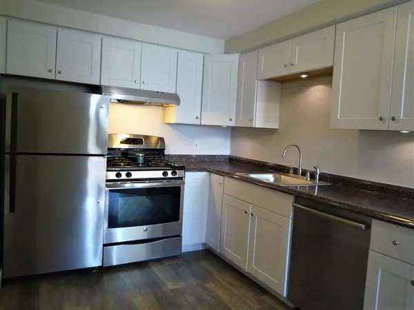 Fall River, MA 02720,464 Bank St #1