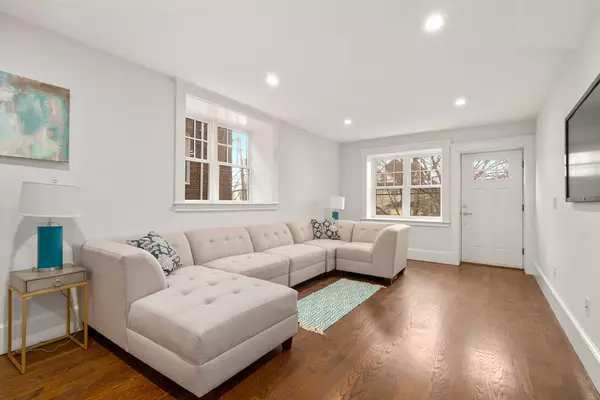 Brookline, MA 02446,140 Winchester St #140