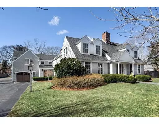 Duxbury, MA 02332,69 Saint George St