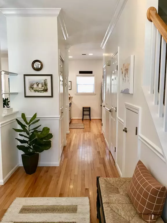 Lincoln, MA 01773,14 North Commons #B