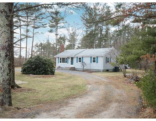 21 Neck Rd, Rochester, MA 02770