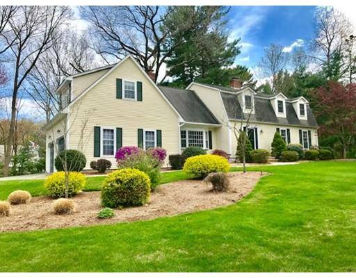 6 Wabanaki Way, Andover, MA 01810