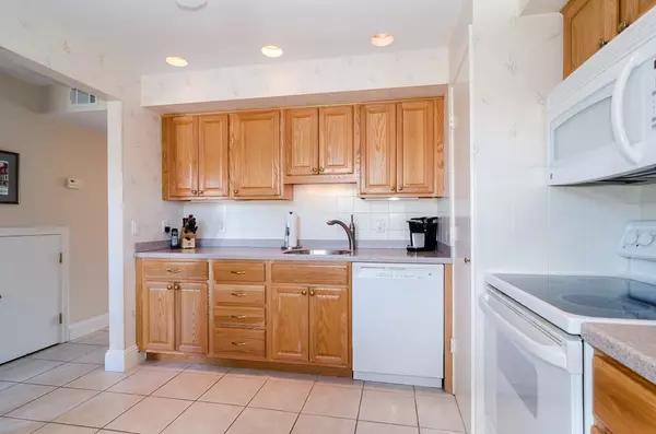 Framingham, MA 01701,1602 Windsor Dr #1602