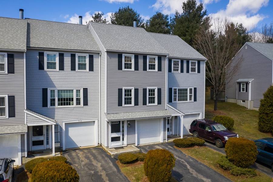 9 Tuck Farm Rd #4, Auburn, MA 01501