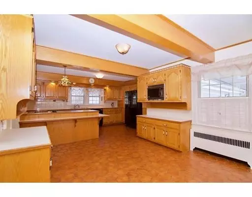 Braintree, MA 02184,165 Storrs Ave
