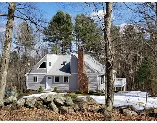 43 Quaker St, Northbridge, MA 01534