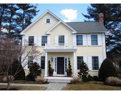 34 Leighton Rd, Wellesley, MA 02482