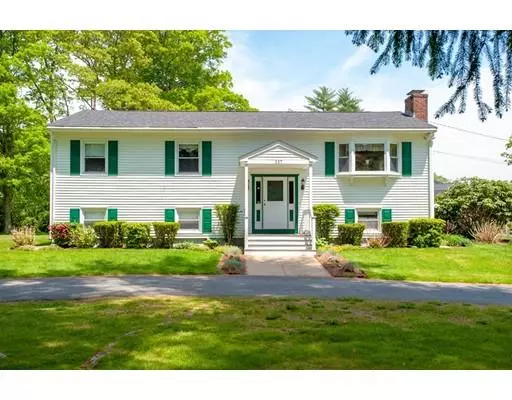 337 Mendall Road, Acushnet, MA 02743