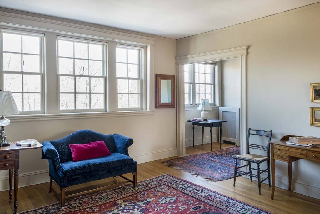 Cambridge, MA 02138,244 Brattle Street #41