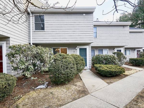 171 Swanton St #37, Winchester, MA 01890