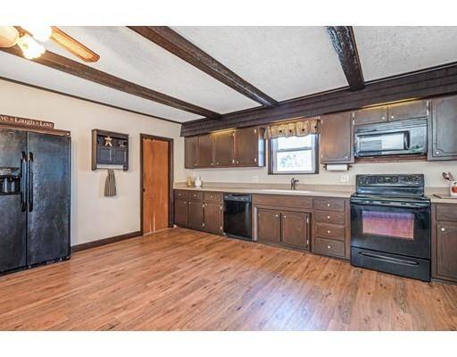 Millbury, MA 01527,19 Howe Ave