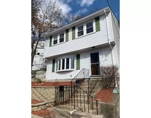 40 Indian Rd, Waltham, MA 02451