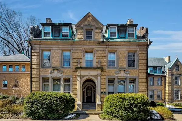 Brookline, MA 02445,65 Glen Rd #H3