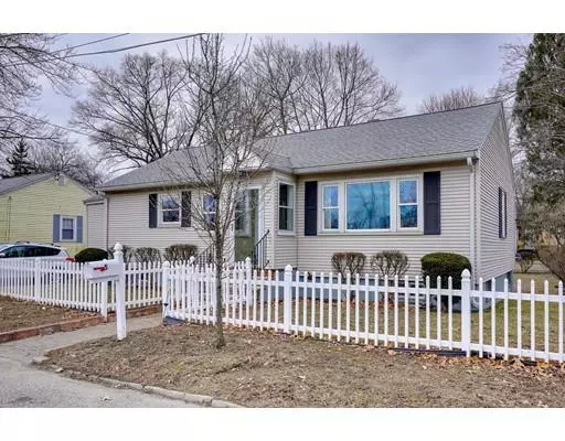 5 Spring Garden Ter, Woburn, MA 01801