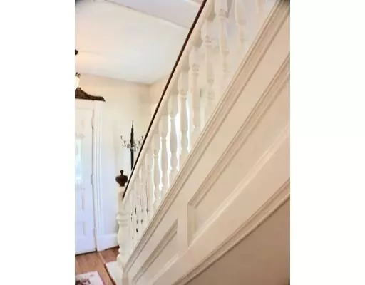 South Hadley, MA 01075,4 Walnut St