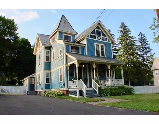 South Hadley, MA 01075,4 Walnut St