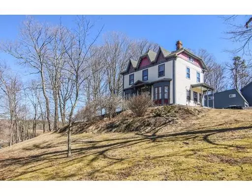 15 Pine Grove Dr, Warren, MA 01083