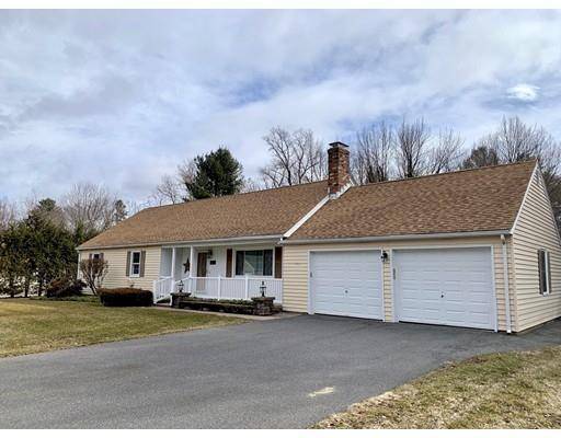 87 Cobblestone Rd, Longmeadow, MA 01106