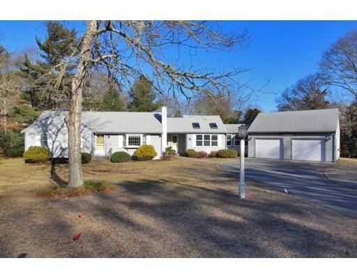 81 Clubhouse Drive, Bourne, MA 02559