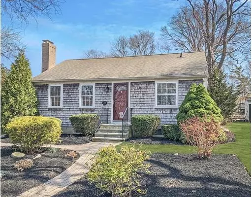 35 Fay Rd, Scituate, MA 02066