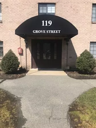 Rockland, MA 02370,119 Grove St #232