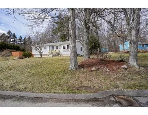 Palmer, MA 01069,106 Pinney St