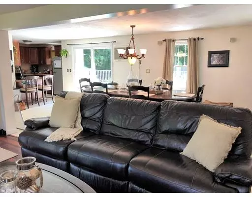 Blackstone, MA 01504,11 Dawn Street