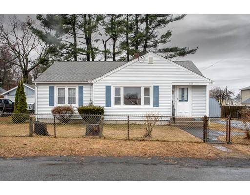 107 Lakeview Ave, Ludlow, MA 01056