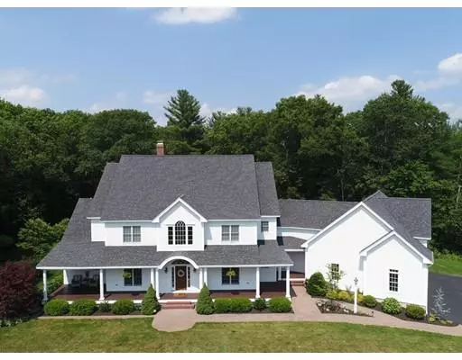 36 Fairway, Stow, MA 01775