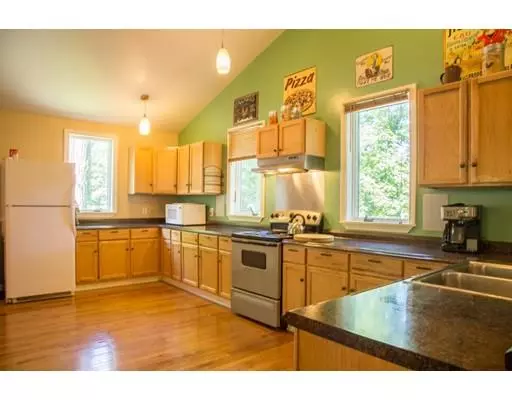 Brimfield, MA 01010,35 Knollwood Rd