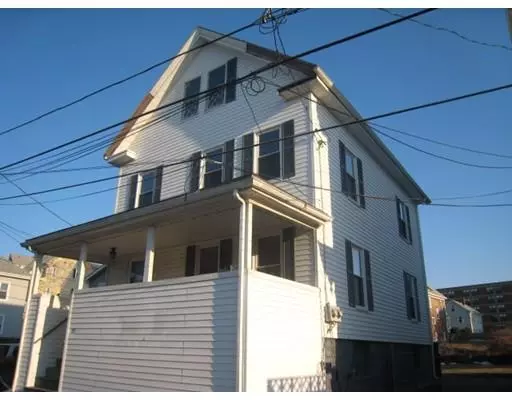 23 Addison St, Gloucester, MA 01930