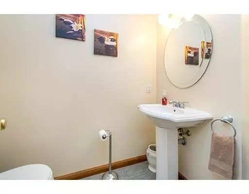 South Hadley, MA 01075,48 Old Lyman Road