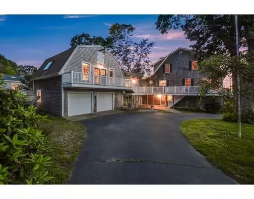 Falmouth, MA 02556,90 Silver Beach Ave