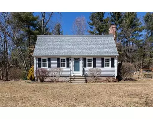 3 Gail Ave, Tyngsborough, MA 01879