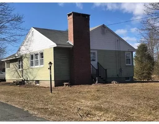 38 East St, Northfield, MA 01360