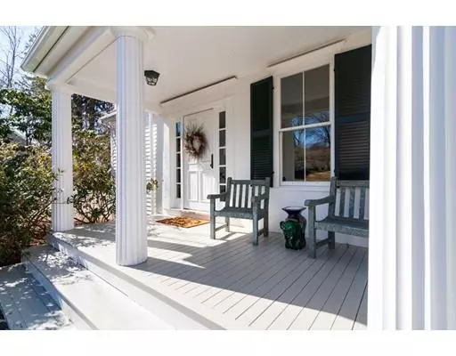 Cohasset, MA 02025,271 South Main Street