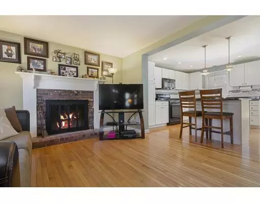 Mashpee, MA 02649,16 Victoria Circle