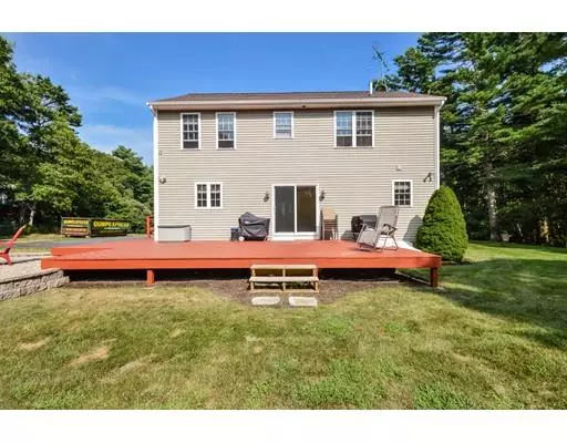 Bourne, MA 02532,6 Chapin Lane