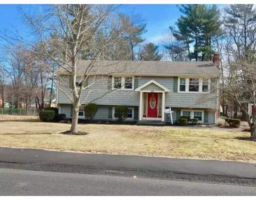 49 Priscilla Alden, Abington, MA 02351
