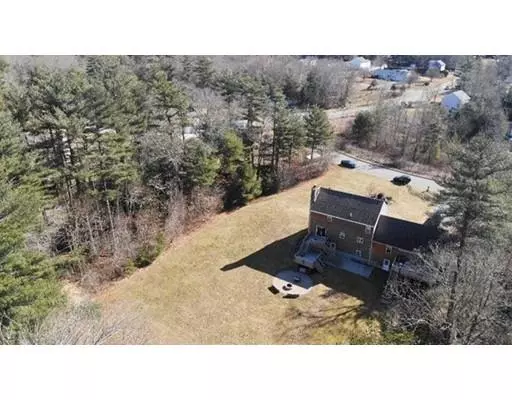 Acushnet, MA 02743,9 Angora Ave