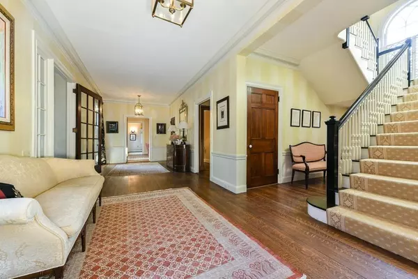 Milton, MA 02186,149 Randolph Ave