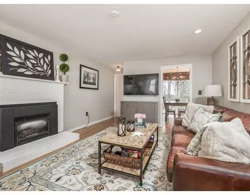 Franklin, MA 02038,242 Daniels Street