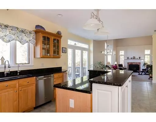 Norton, MA 02766,3 Forest Lane