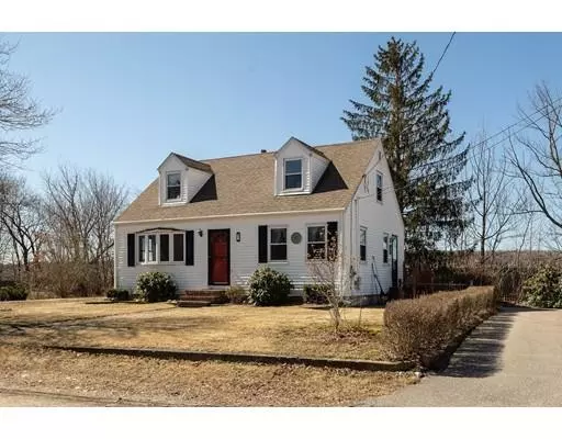 1 Lynn Avenue, Plainville, MA 02762